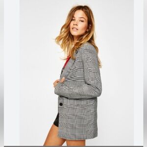 Women’s Plaid-Print Lined Open-Front Long Sleeve Blazer.